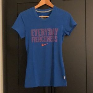 Nike Dri-Fit Everyday Fierceness shirt XS blue